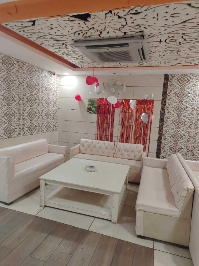 Hotel O Food Plaza Zirakpur المظهر الخارجي الصورة